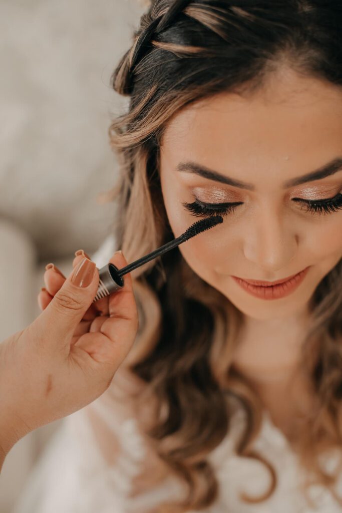 Penteado e Maquiagem para Madrinhas em Vila Vessoni - SP
